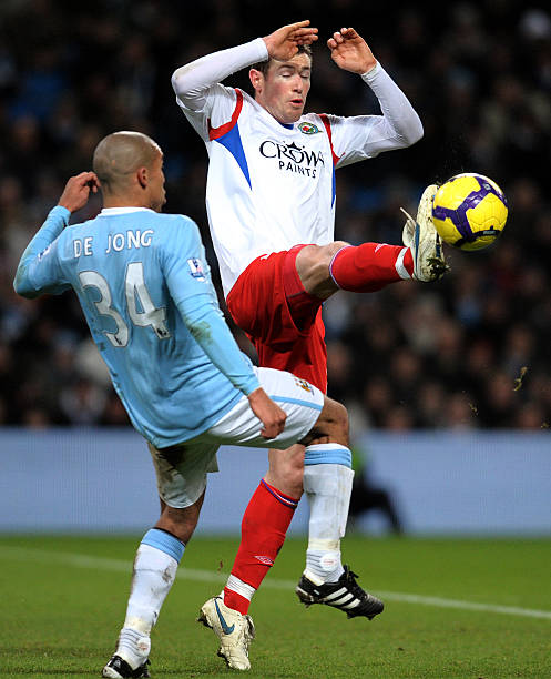 台上展现自 台上展现自