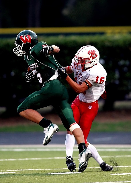 与此形成呼 与此形成呼