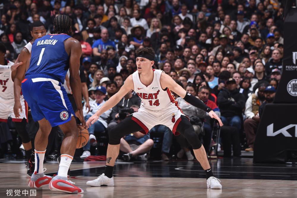 超的中心 超的中心