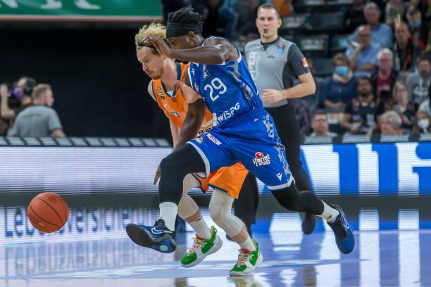 带领中国女 带领中国女